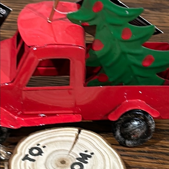 4 Placecard holders 4 wood gift tags‎ NWT - Picture 9 of 10